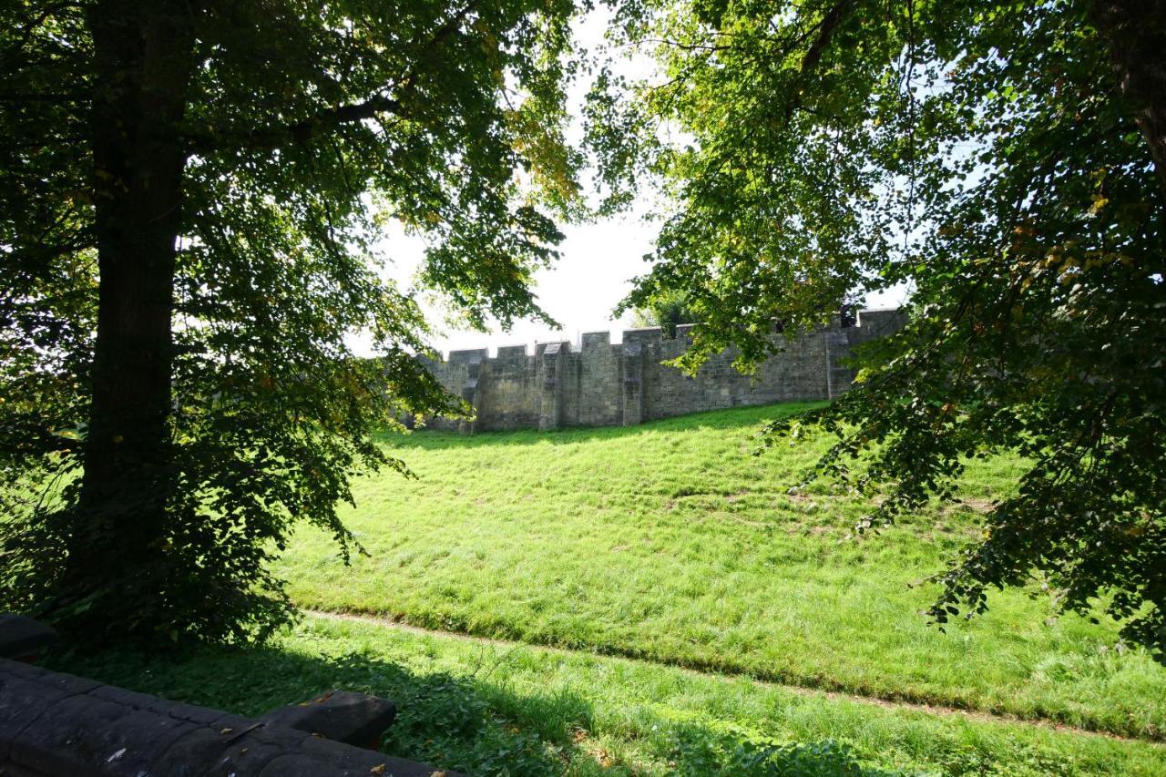 Stodham House With Minster Views! York Exterior foto